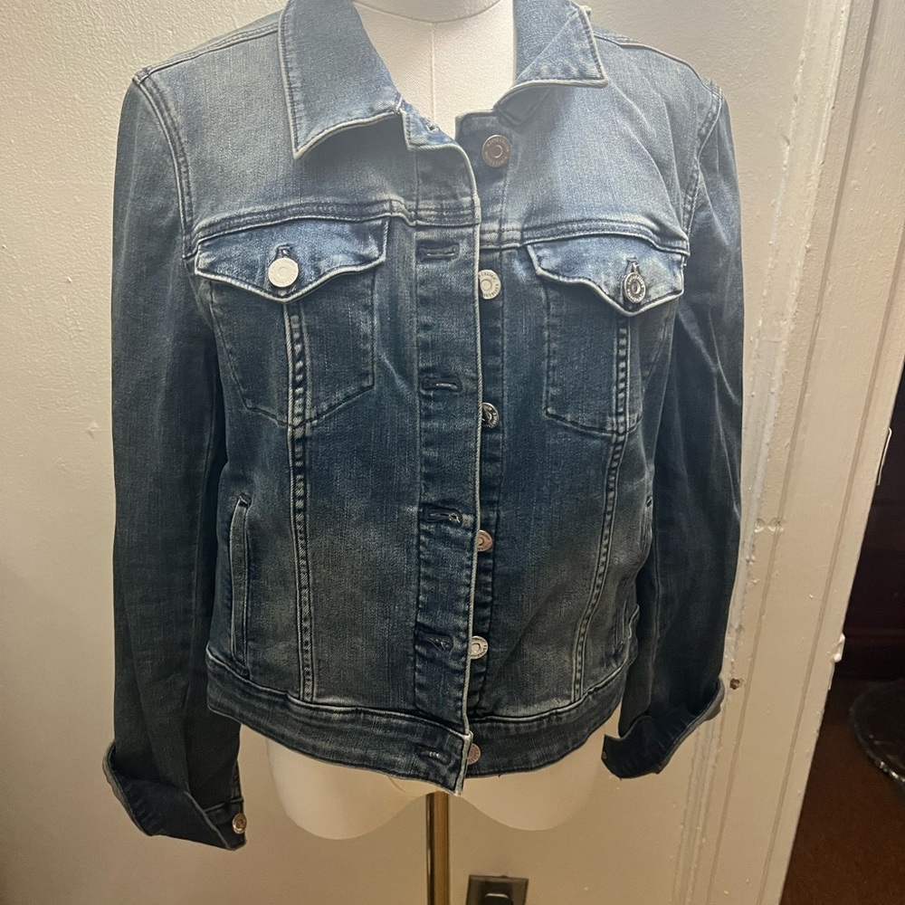 White House Black Market Stylish Blue Denim Jacket